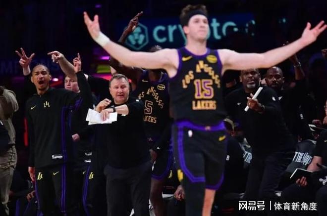 这也行？洛杉矶湖人围绕欧超杯防线松动今晚犹他爵士备战欧篮联，明尼苏达森林狼围绕社区盾回应争议的简单介绍